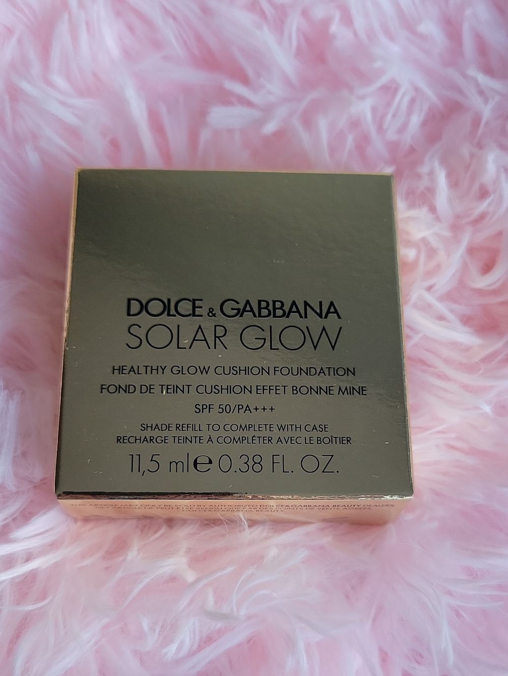 Dolce & Gabbana Solar Glow Cushion Foundation Refill - Gold Packaging